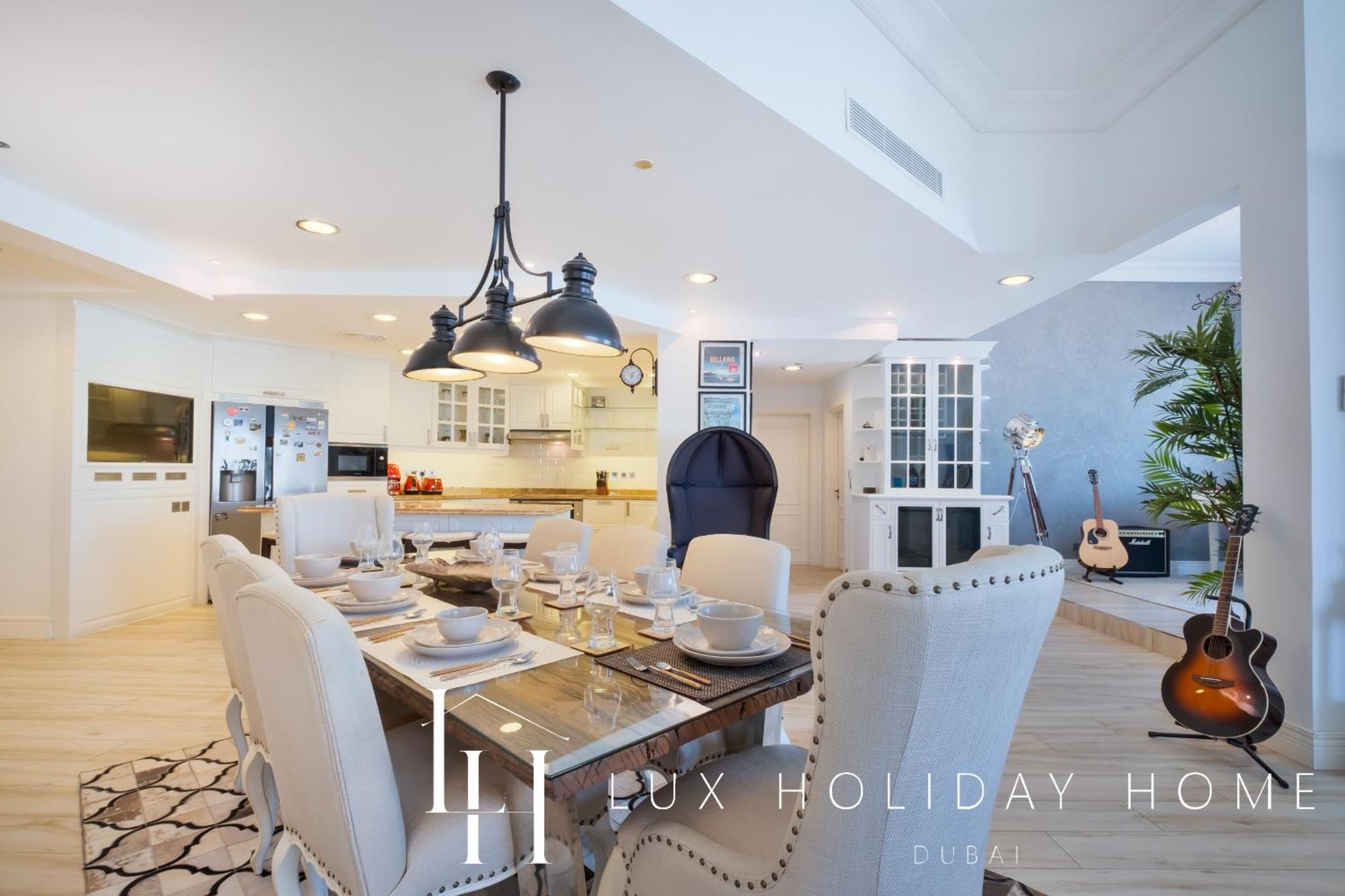 Lux The Shoreline Sea View Dubai